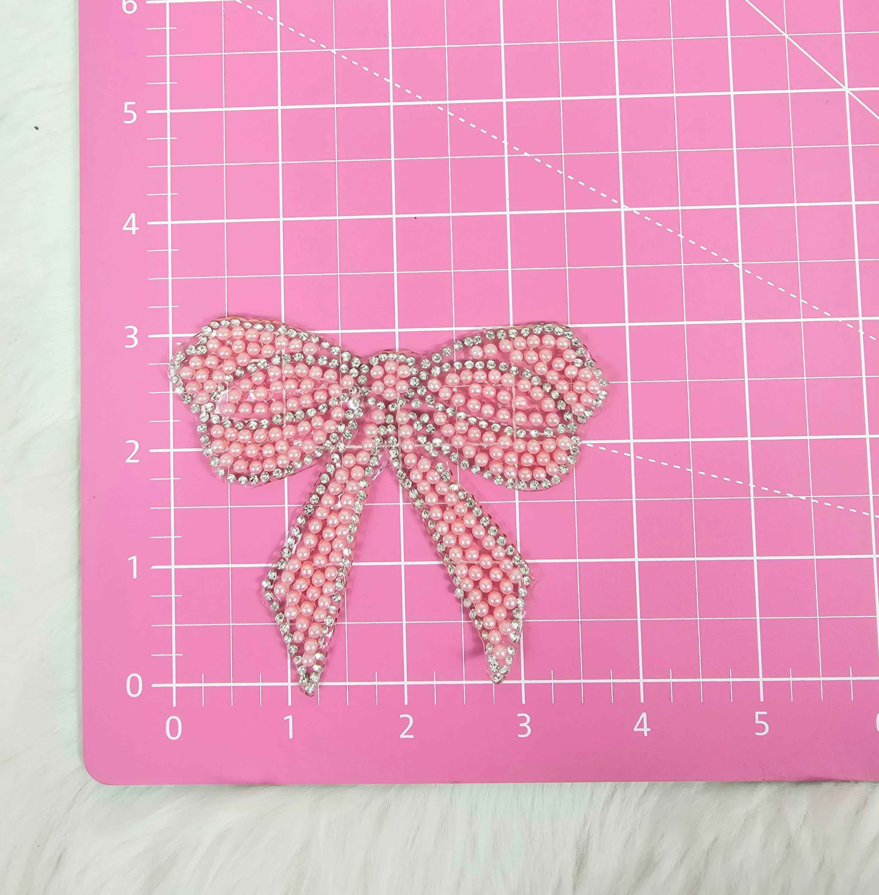 Rhinestone Bow with Silver Outline and Pink Pearl Iron-on Patch - Image 3